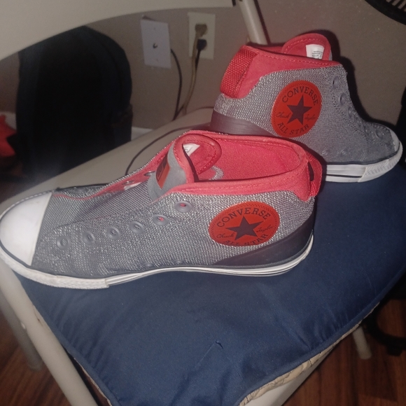 Converse all stores - Picture 2 of 3